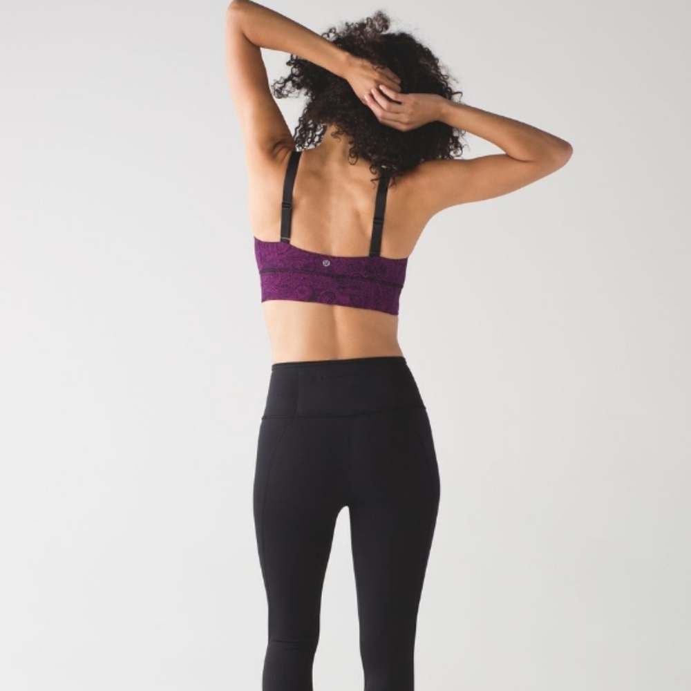Lululemon Athletica Wmn's Size 2 Both Ways Bra Mini Antique Paisley Deep Fushia - Picture 4 of 6